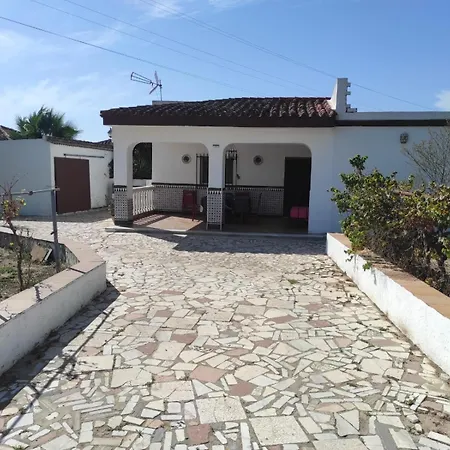 Con Piscina Verdugo Casa de Férias *